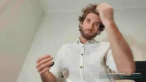 Snapshot of hiddengaze chatting on 02-18-26, 03:46 HiddenGaze online show from 02-18-26, 03:46