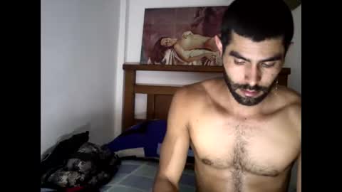 Snapshot of hideonbush051 chatting on 10-18-25, 04:52 hideonbush online show from 10-18-25, 04:52