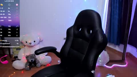 Diana online show from 02-18-25, 03:42