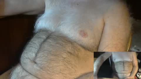 Snapshot of higgins11 chatting on 12-31-24, 04:38 higgins11 online show from 12-31-24, 04:38