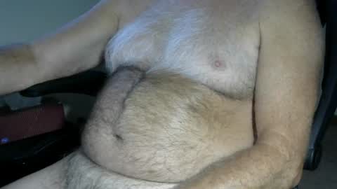 Snapshot of higgins11 chatting on 08-03-26, 12:31 higgins11 online show from 08-03-26, 12:31