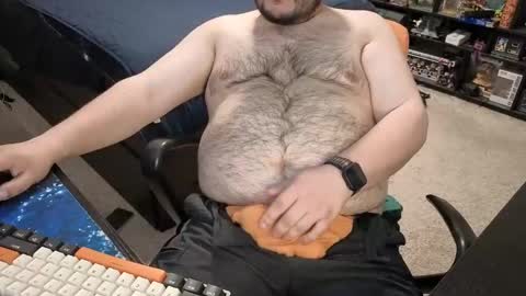 Snapshot of higuy527 chatting on 02-11-25, 09:46 Joe online show from 02-11-25, 09:46