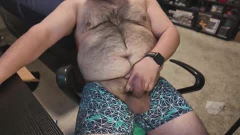 Snapshot of higuy527 chatting on 11-14-25, 09:35 Joe online show from 11-14-25, 09:35