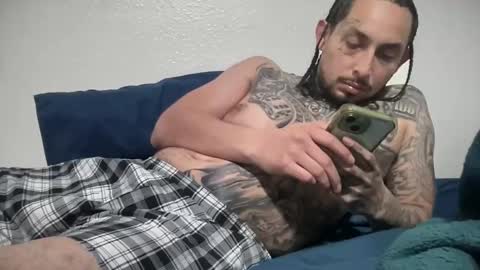 Snapshot of hihello7777 chatting on 01-11-26, 12:04 hihello7777 online show from 01-11-26, 12:04