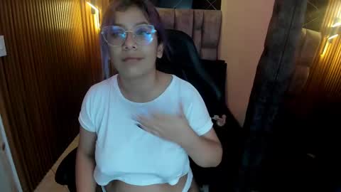 hikaru_dl online show from 02-23-25, 09:55