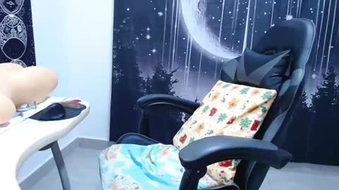 hikaryfire online show from 10-11-25, 01:53