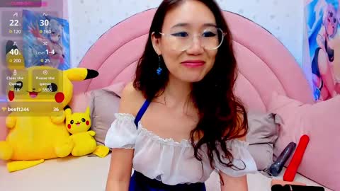 Hikori online show from 02-20-25, 01:36