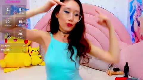 Hikori online show from 02-25-25, 05:08