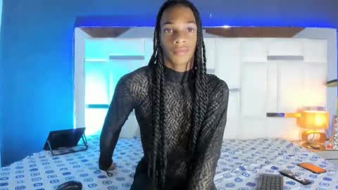 hilaryguzman online show from 01-15-26, 01:48