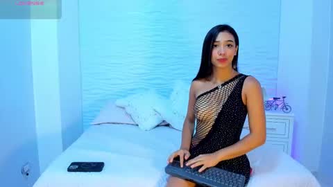 H I L E Y   online show from 03-09-25, 02:10