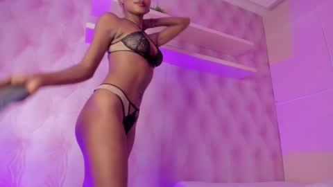  Hillary  online show from 02-20-25, 08:50