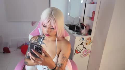 hillsdandarkie_44 online show from 09-29-25, 12:38