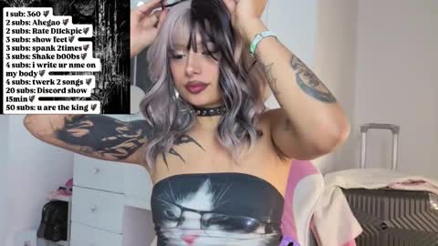 hillsdandarkie_44 online show from 10-16-25, 02:56