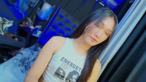 Snapshot of himarika chatting on 01-28-25, 07:53 yuricah online show from 01-28-25, 07:53