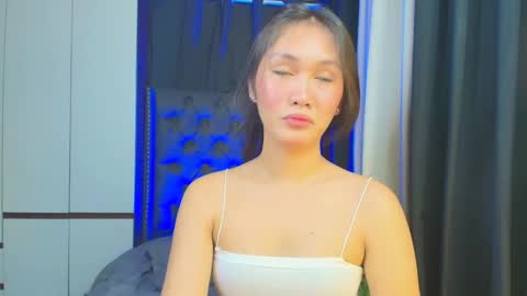 Snapshot of himarika chatting on 02-21-25, 06:29 yuricah online show from 02-21-25, 06:29