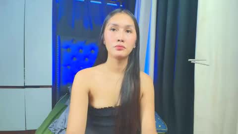 Snapshot of himarika chatting on 10-07-25, 02:20 yuricah online show from 10-07-25, 02:20