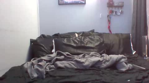 himommy37 online show from 11-23-25, 05:46