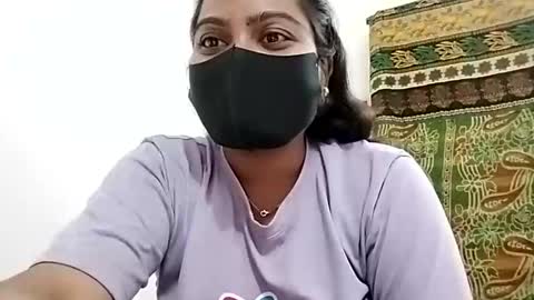 himuhimu22 online show from 11-11-25, 05:51