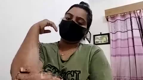 himuhimu22 online show from 11-25-25, 05:13