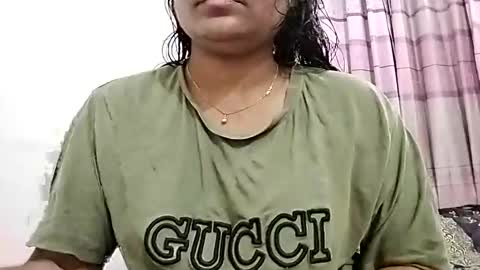 himuhimu22 online show from 02-08-26, 04:21