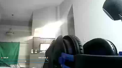 Snapshot of himwiththebbc509 chatting on 01-10-26, 10:36 himwiththebbc509 online show from 01-10-26, 10:36