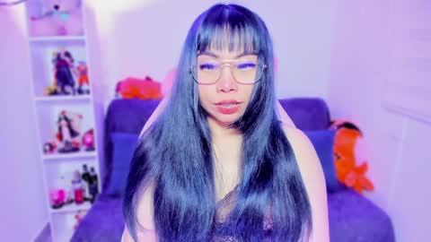 Hinata online show from 12-16-24, 01:53