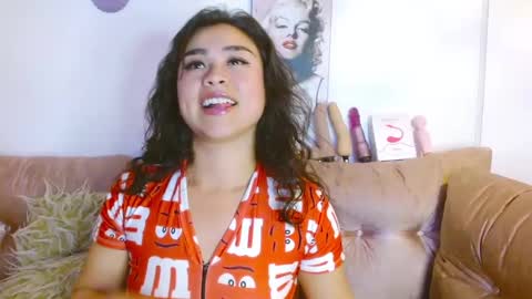 hinata lee online show from 01-05-25, 04:14