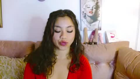 hinata lee online show from 02-05-25, 07:29