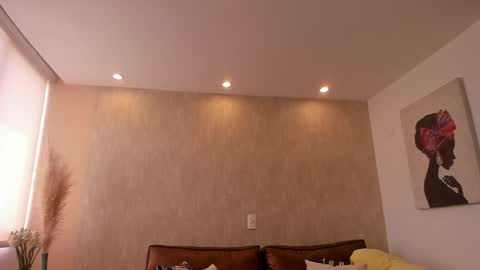 Hinnata online show from 12-14-24, 04:20