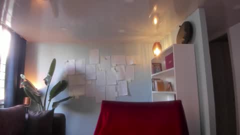 Hinnata online show from 09-17-25, 01:24