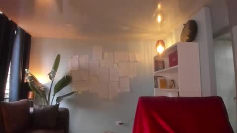 Hinnata online show from 09-18-25, 01:24