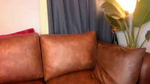 Hinnata online show from 09-30-25, 04:12