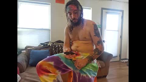 hippiejagain online show from 11-16-25, 04:34