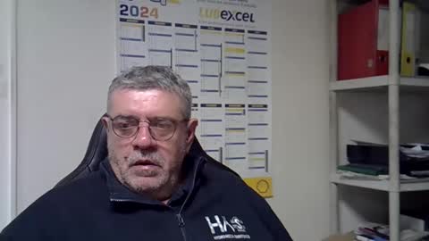 Snapshot of hippopotame17 chatting on 12-02-24, 05:26 hippo online show from 12-02-24, 05:26