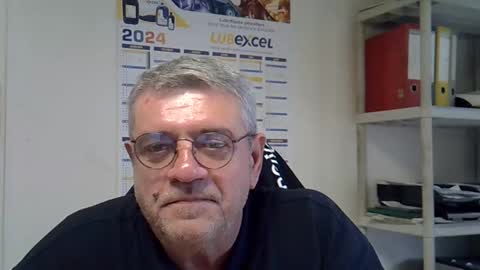 Snapshot of hippopotame17 chatting on 12-05-24, 01:49 hippo online show from 12-05-24, 01:49