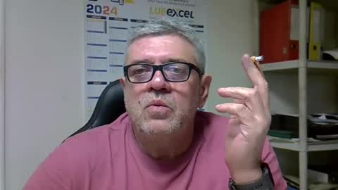 Snapshot of hippopotame17 chatting on 12-08-24, 09:24 hippo online show from 12-08-24, 09:24