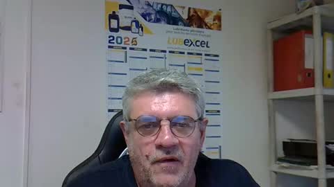 Snapshot of hippopotame17 chatting on 01-08-25, 03:50 hippo online show from 01-08-25, 03:50