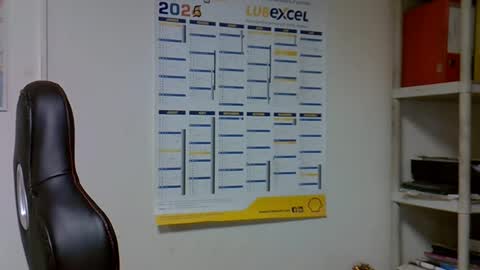 Snapshot of hippopotame17 chatting on 01-10-25, 07:04 hippo online show from 01-10-25, 07:04