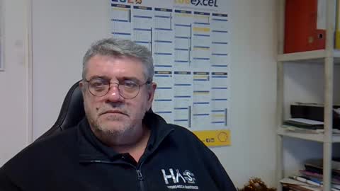 Snapshot of hippopotame17 chatting on 01-10-25, 11:11 hippo online show from 01-10-25, 11:11