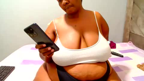 hips2sexy online show from 06-05-26, 07:25