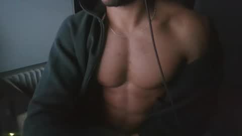 Snapshot of hiseres11 chatting on 09-18-25, 02:13 Hiseres online show from 09-18-25, 02:13