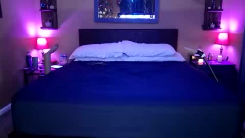 Snapshot of hoagiemaster70 chatting on 09-09-25, 03:28 hoagiemaster70 online show from 09-09-25, 03:28