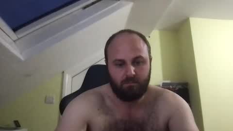 hockeyboy230425 online show from 12-16-25, 07:46