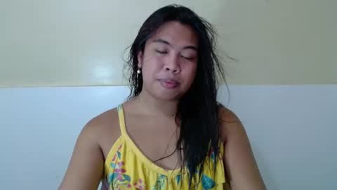 Snapshot of hoelykarina chatting on 07-12-26, 08:05 Karina3 online show from 07-12-26, 08:05