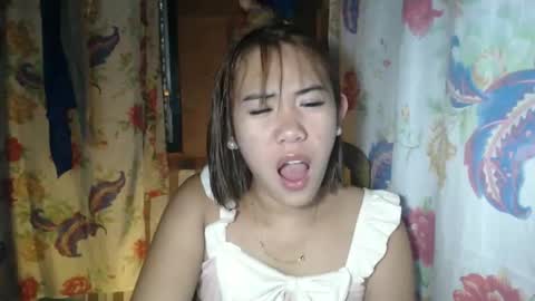 Snapshot of hoelykarrie chatting on 02-19-26, 02:57 Karrie3 online show from 02-19-26, 02:57