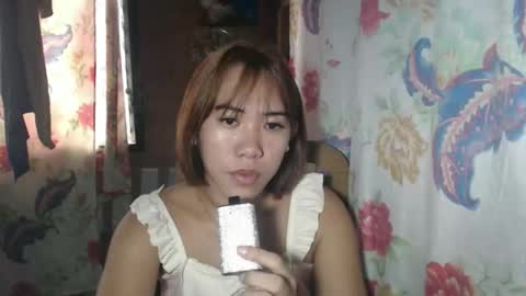 Snapshot of hoelykarrie chatting on 02-20-26, 04:20 Karrie3 online show from 02-20-26, 04:20