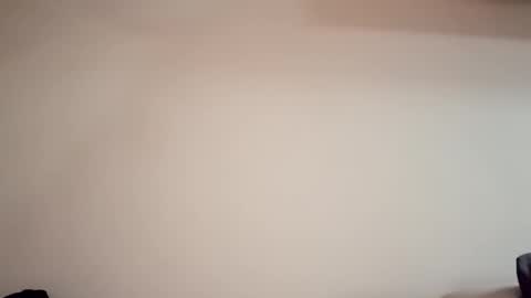 Snapshot of hoioi197777 chatting on 10-14-25, 08:04 hoioi197777 online show from 10-14-25, 08:04