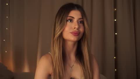 Moni Monica online show from 11-19-25, 08:03