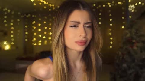 Moni Monica online show from 12-19-25, 08:10