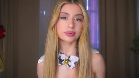 Moni Monica online show from 04-12-26, 08:08